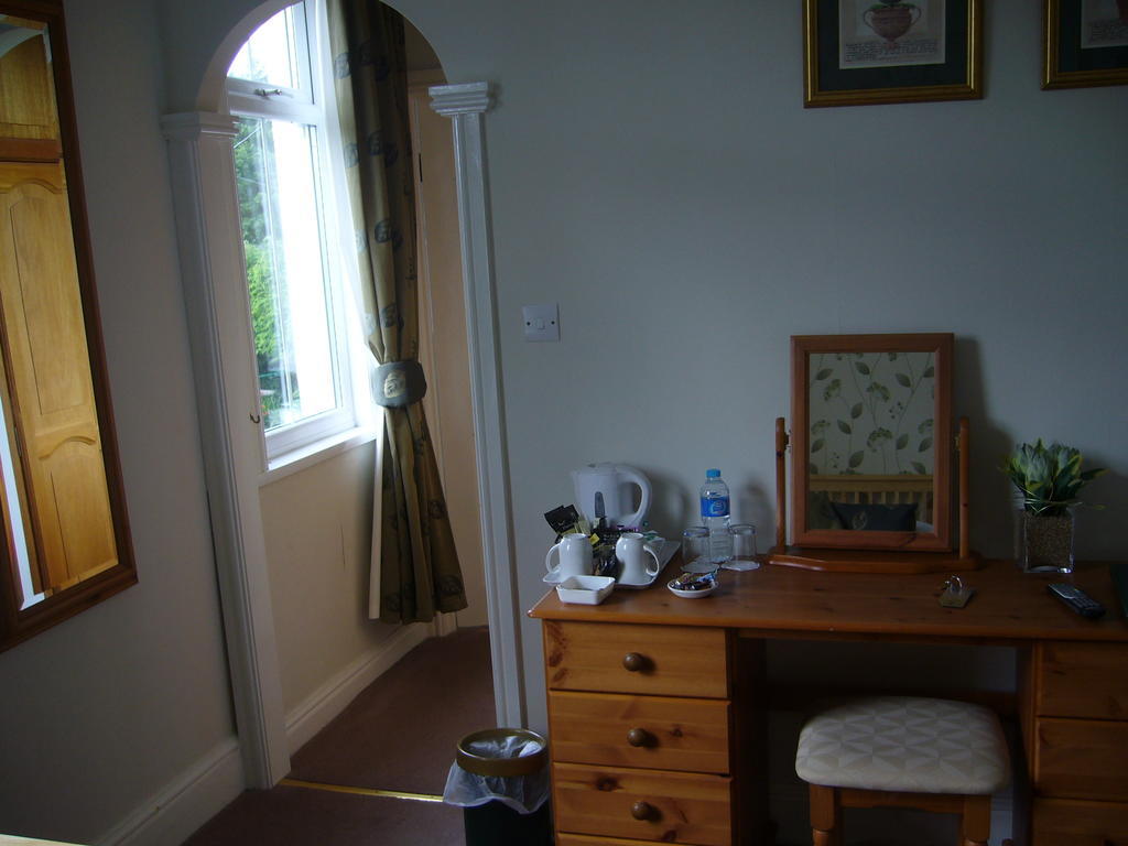 ホテル Ouse Bridge House Bassenthwaite Lake 部屋 写真